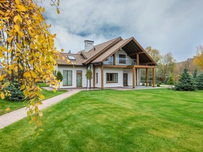 pexels-heyho-5997996